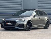 AUDI RS4